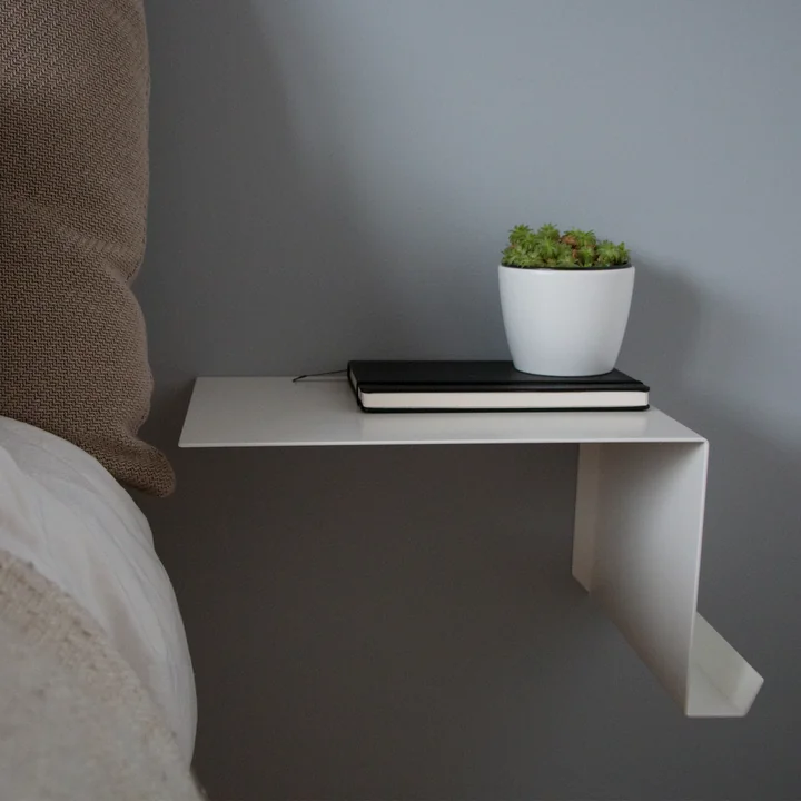 Bedside Table rechts van Nichba Design in het wit