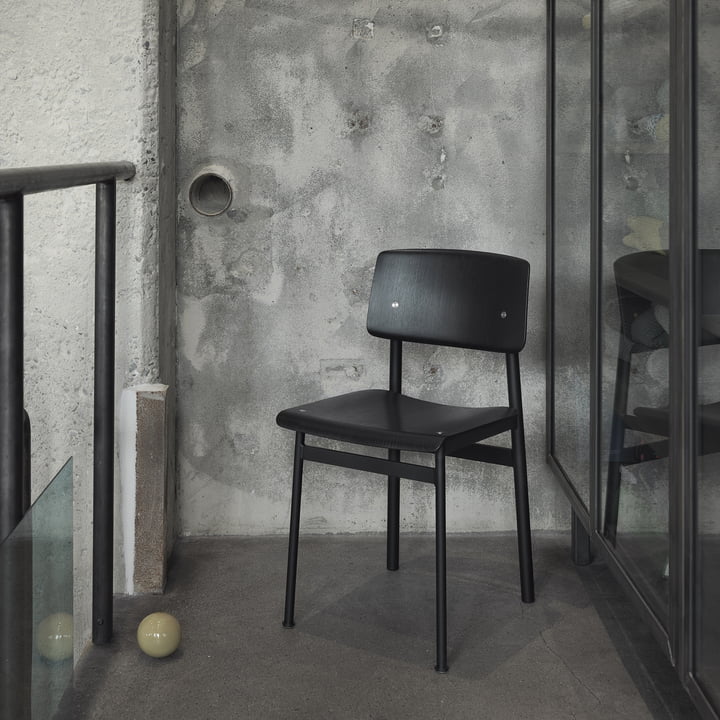 Loft Chair van Muuto in zwart