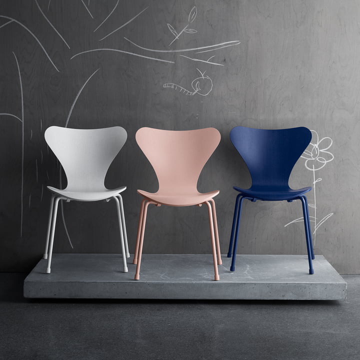 Fritz Hansen - Serie 7 Kinderstoel, monochroom