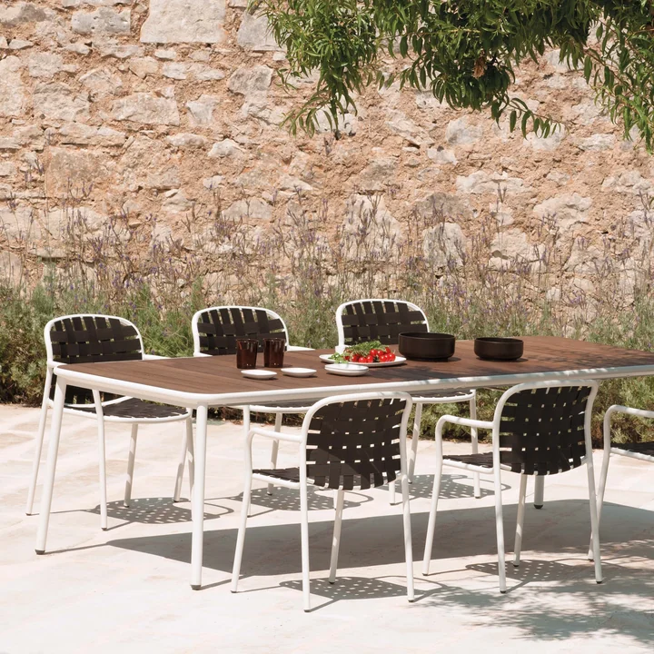 De Emu - Yard tafel en fauteuil - zitgroep