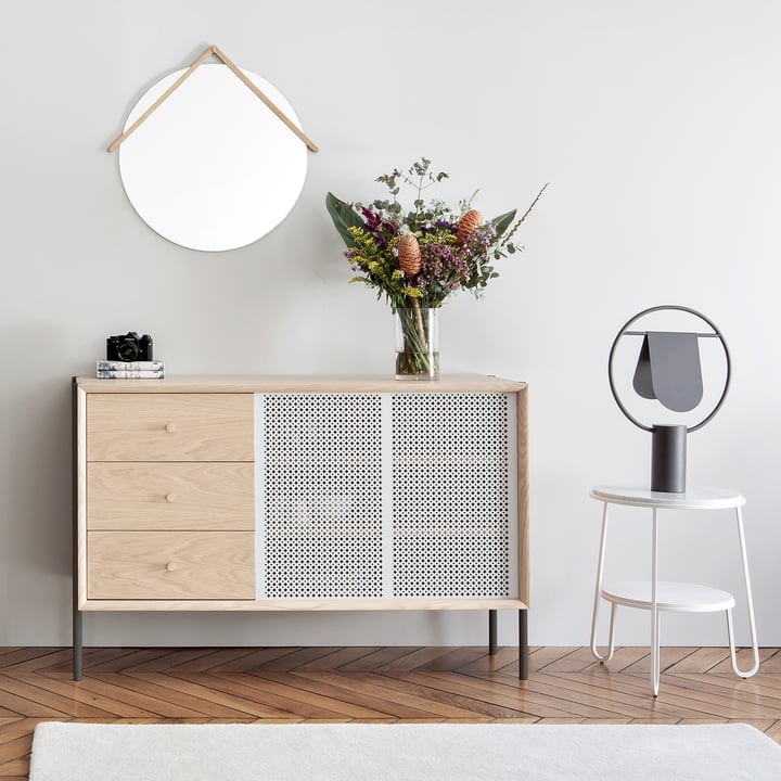 Gabin Sideboard met laden van Hartô in eik / lichtgrijs (RAL 7035)