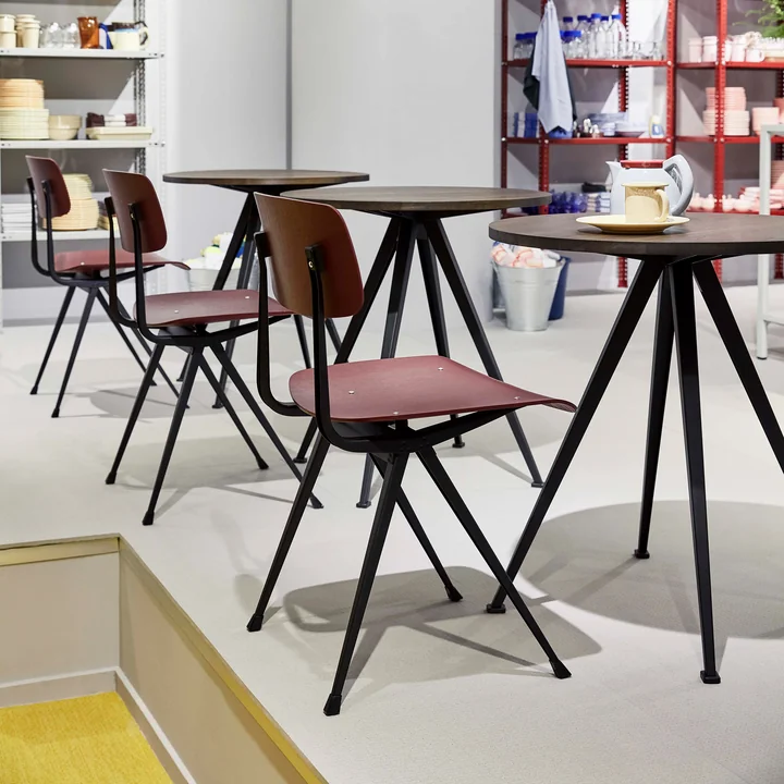 De Hooi - Piramide Bistrotafel 21, 70 x 70 cm, Gerookte Eik / Zwart