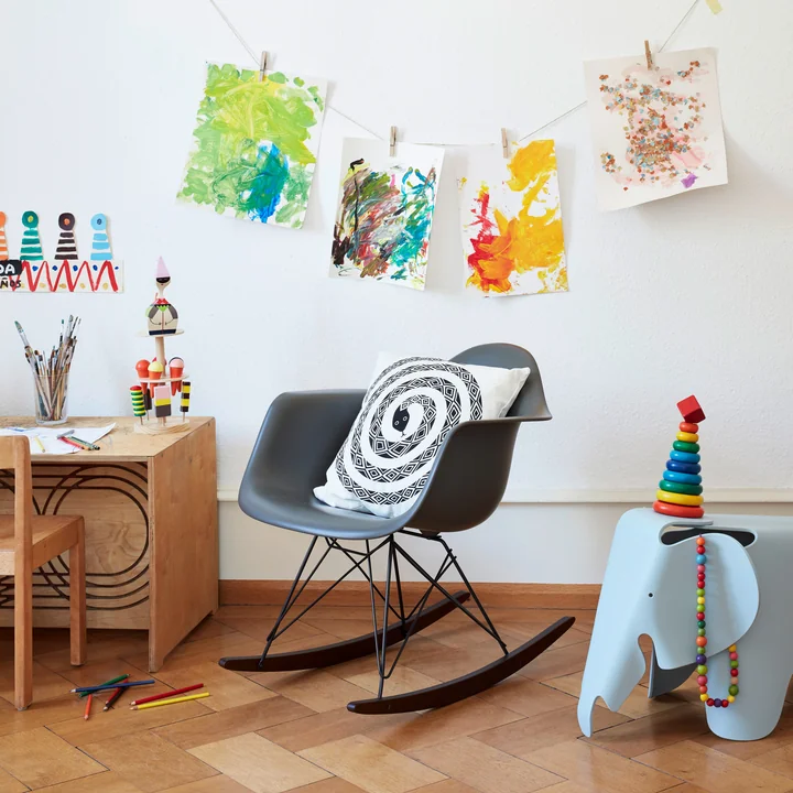 Vitra Kinderkamer met Eame schommelstoel