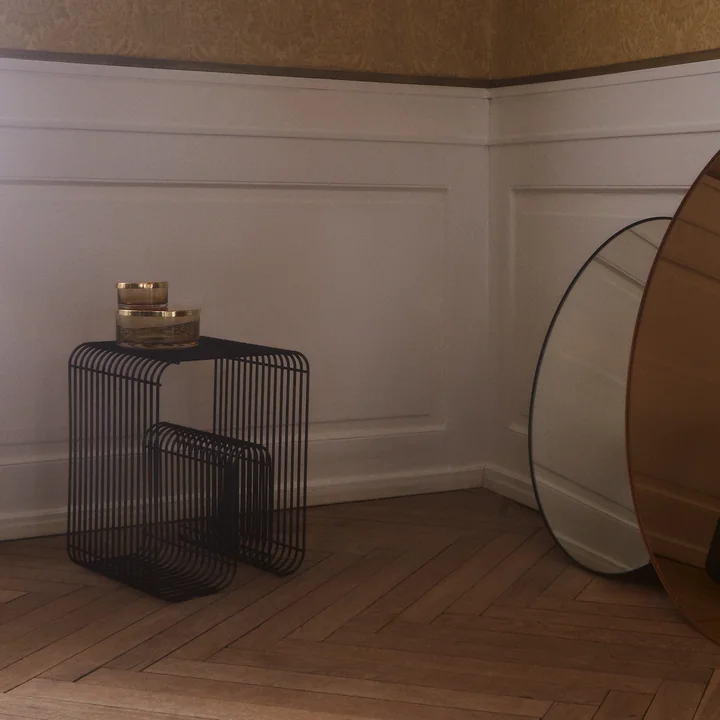 Curva Krukje in zwart van AYTM in Ambiente