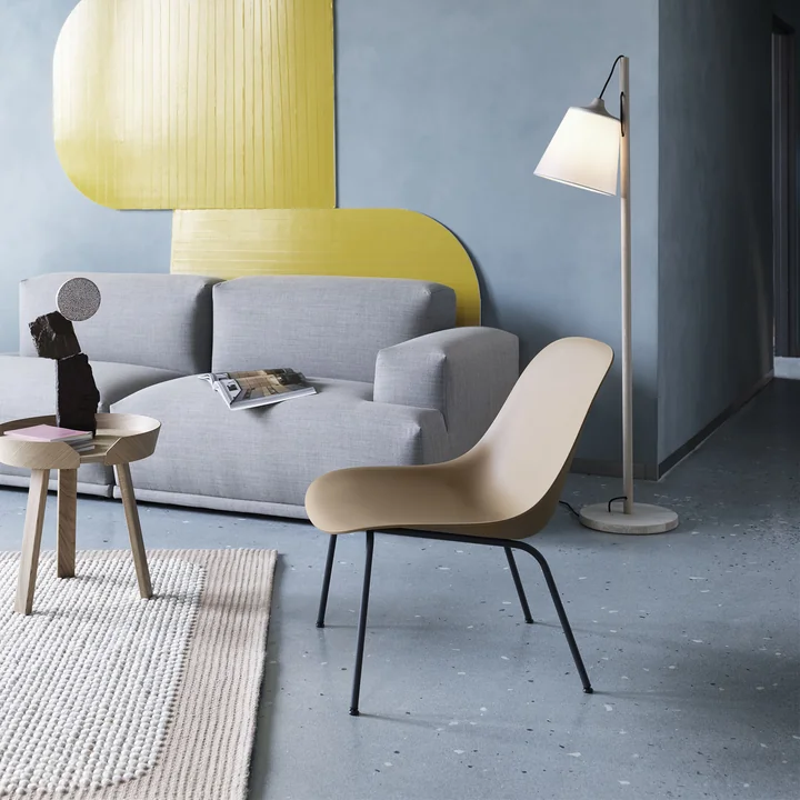 Fiber Lounge Chair Tube Base in zwart / oker van Muuto