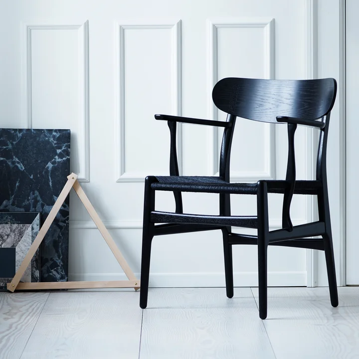 CH26 Fauteuil van Carl Hansen in zwart gebeitst eiken