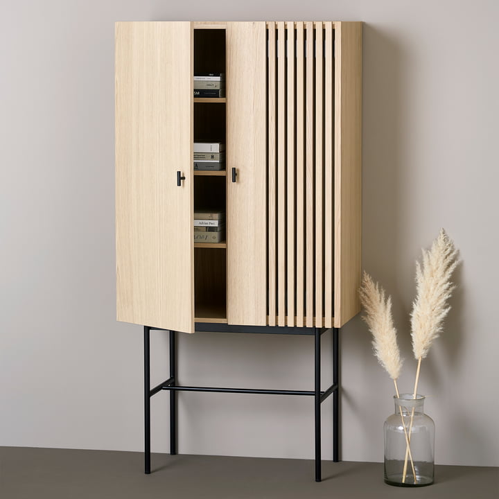 Array Highboard 80 cm in eiken van Woud in de woonkamersfeer