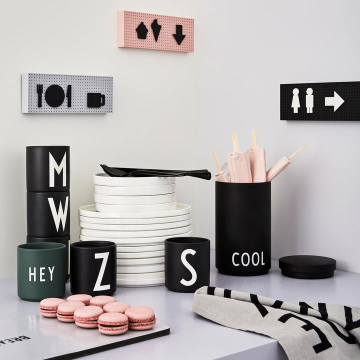 Het Borden Prikbord, Cooler & Ice bucket Organise with Icons, Classic Theedoek, AJ Porcelain Mug by Design Letters