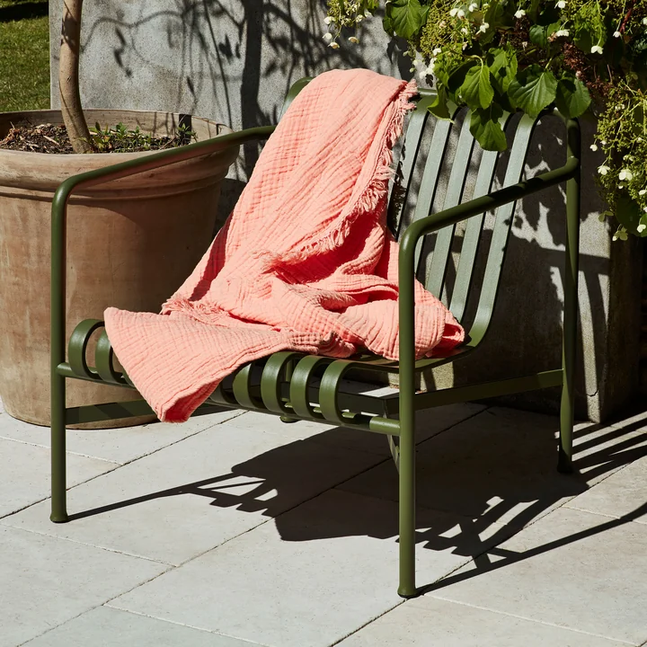 Palissade Lounge Chair Low van HAY