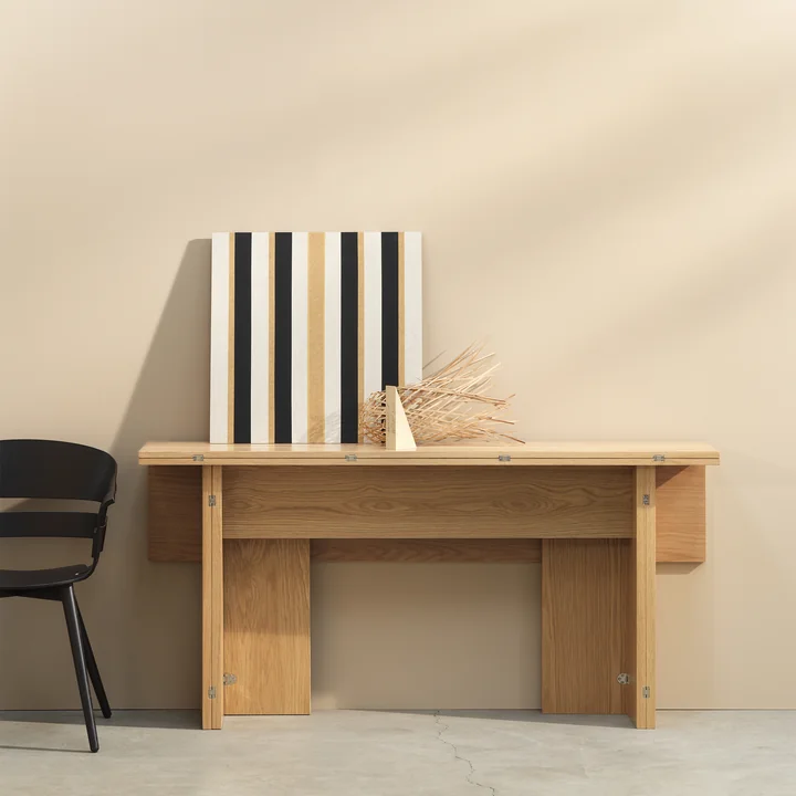 Flip Tafel, 3 vouwbaar in eik van Design House Stockholm - 3 vouwbaar als dressoir