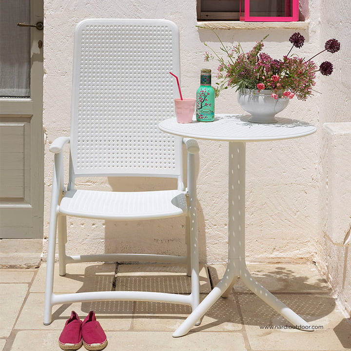 De Step tafel van Nardi op het terras