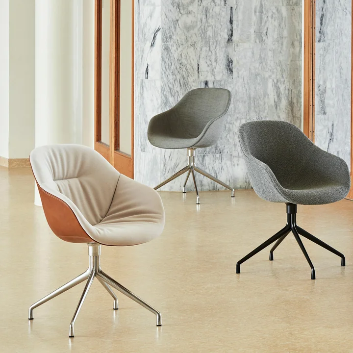 About A Chair AAC 121 van HAY