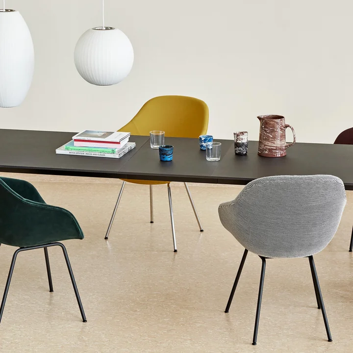 CPH30 Copenhague Eettafel (uitschuifbaar) van HAY met stoelen