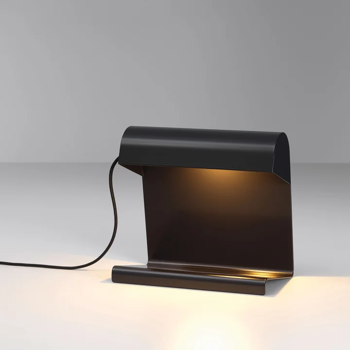Lampe de Bureau Tafellamp van Vitra in diep zwart