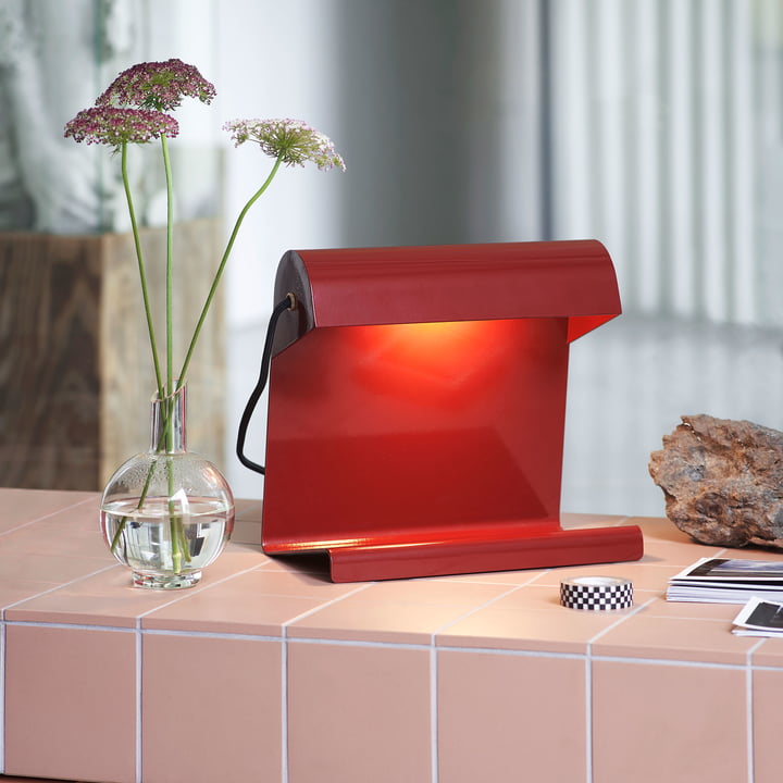 Lampe de Bureau Tafellamp van Vitra in rood