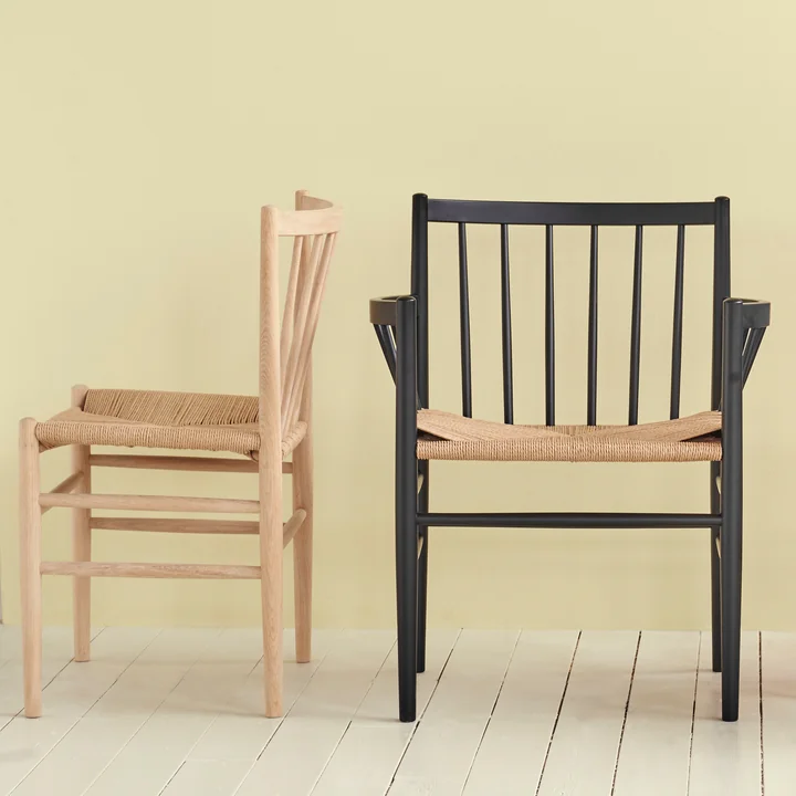 J80 FDB Møbler Stoel en J81 fauteuil van