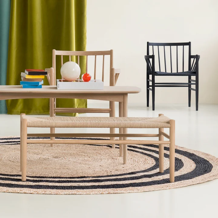 J81 Fauteuil met bankje en tafel van FDB Møbler