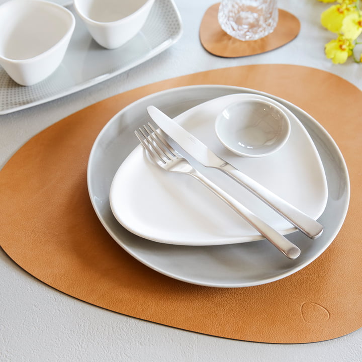 Placemat Curve L van LindDNA in Nupo kerrie