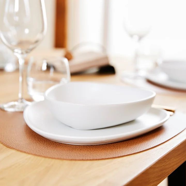 Curve Stoneware Plaat van Lind DNA in gebroken wit