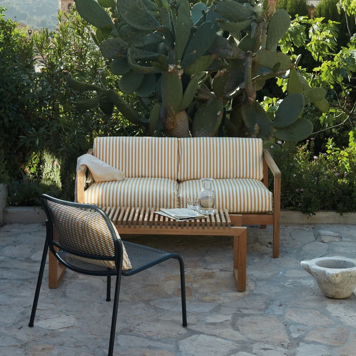 Virkelyst Serie door Skagerak op het terras