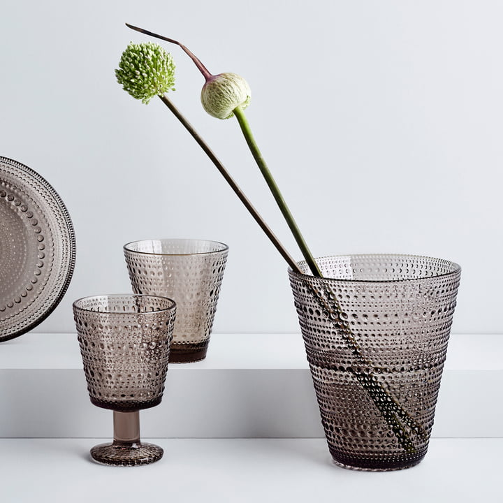 Kastehelmi Serie van Iittala in linnen