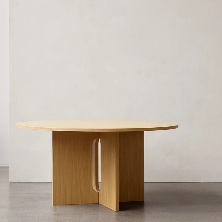 Androgyne Tafel, Ø 120 x H 73 cm, eiken van Audo