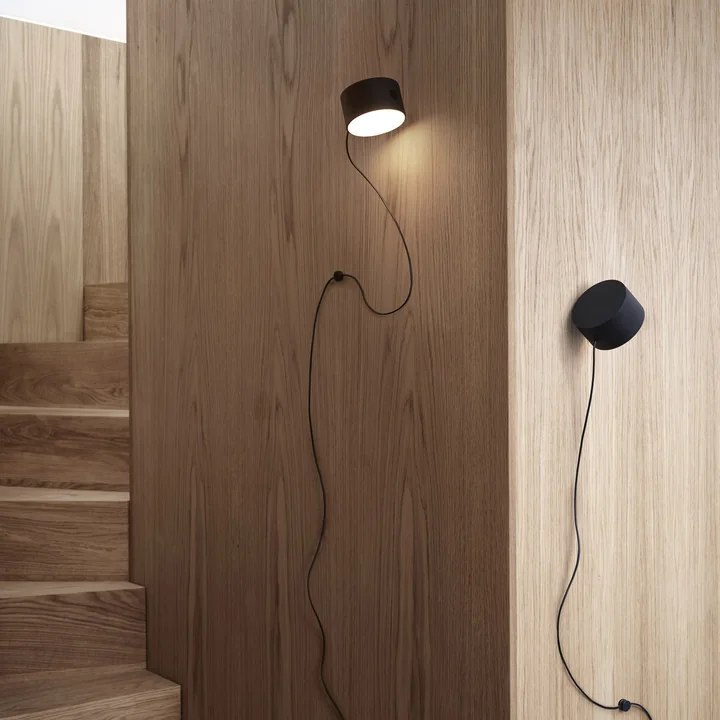 Post LED wandlamp van Muuto in zwart