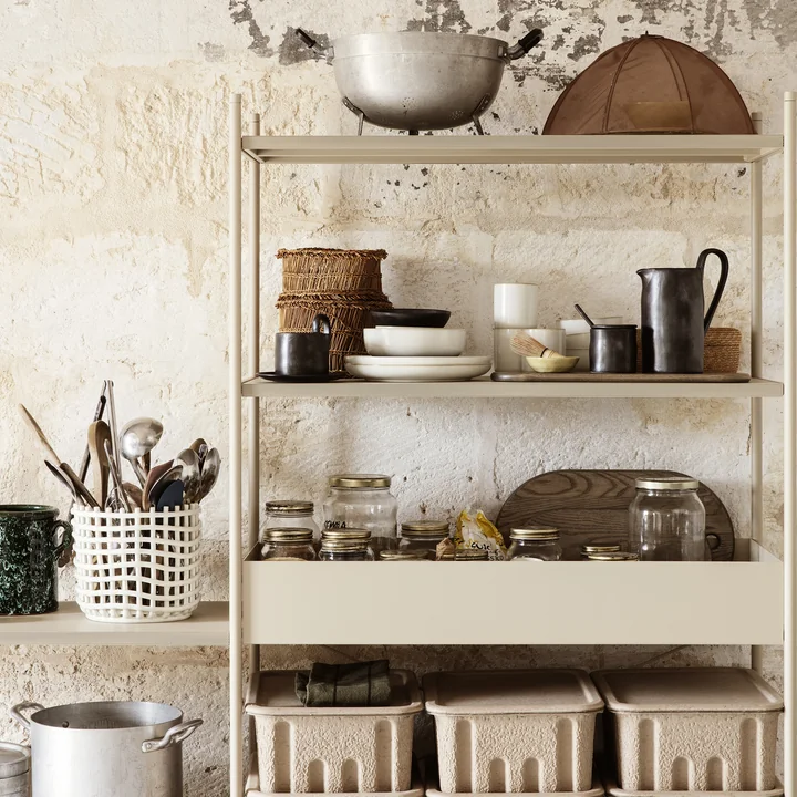 Keramische mand en stromingskan van Ferm Living