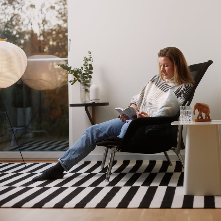 Vitra - Slow Chair & Ottoman, zwart