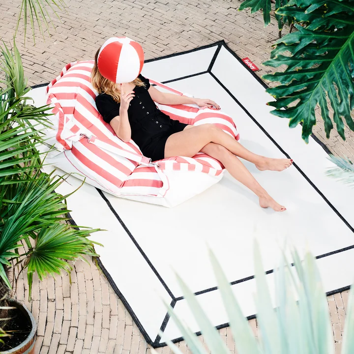 Carpretty Grand Frame buitenkleed 200 x 290 cm van Fatboy in gebroken wit