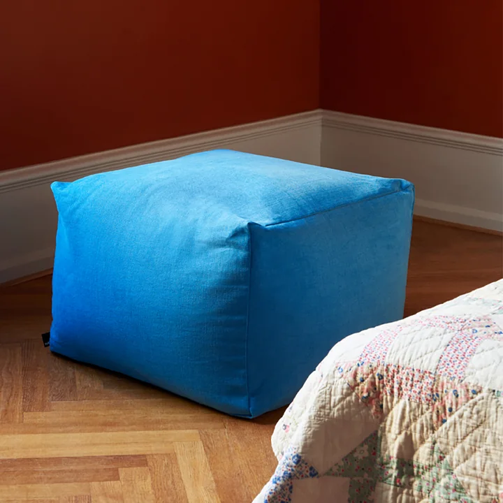 Varer Pouf van HAY In persian blue