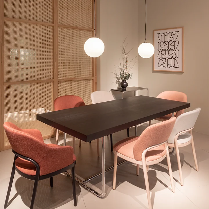 520 stoel van Marco Dessí voor Thonet