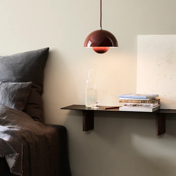 FlowerPot VP1 Hanglamp van & Tradition in roodbruin