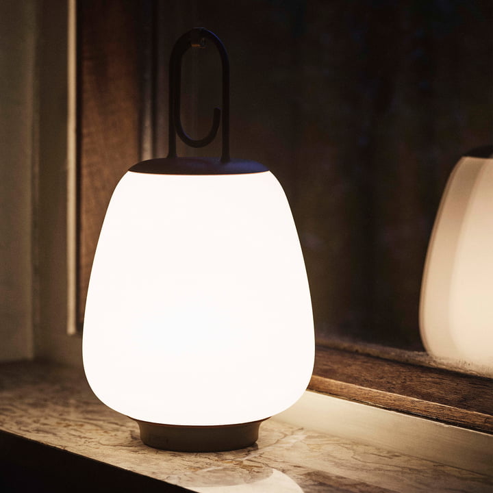 Lucca SC51 Portable Batterij LED-buitenlicht van & tradition in het zwart