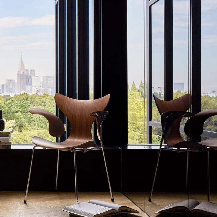 Lily jubileum stoel van Fritz Hansen