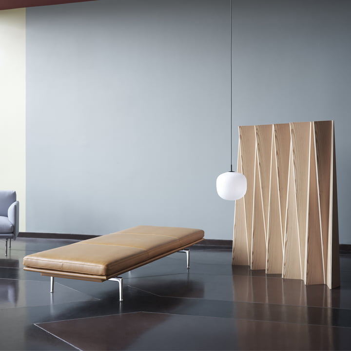 Rime Muuto Hanglamp en Outline Daybed van