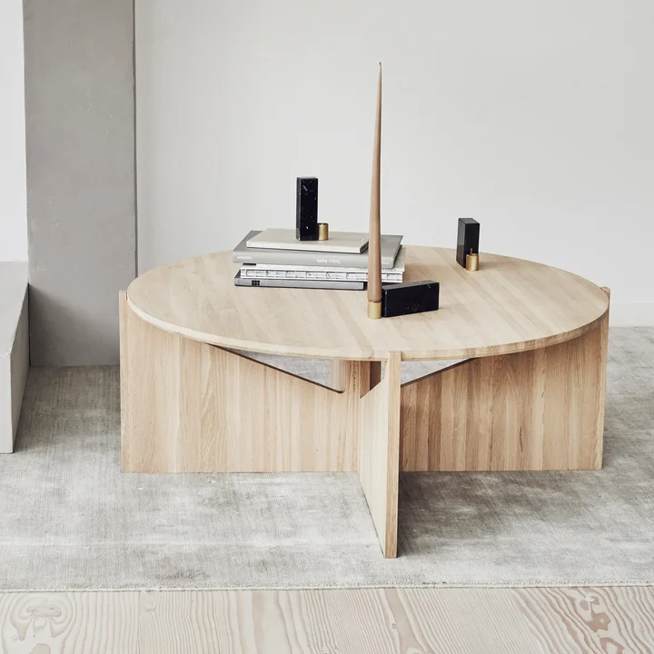 Salontafel XL Ø 78 H 36 cm van Kristina Dam Studio in eiken