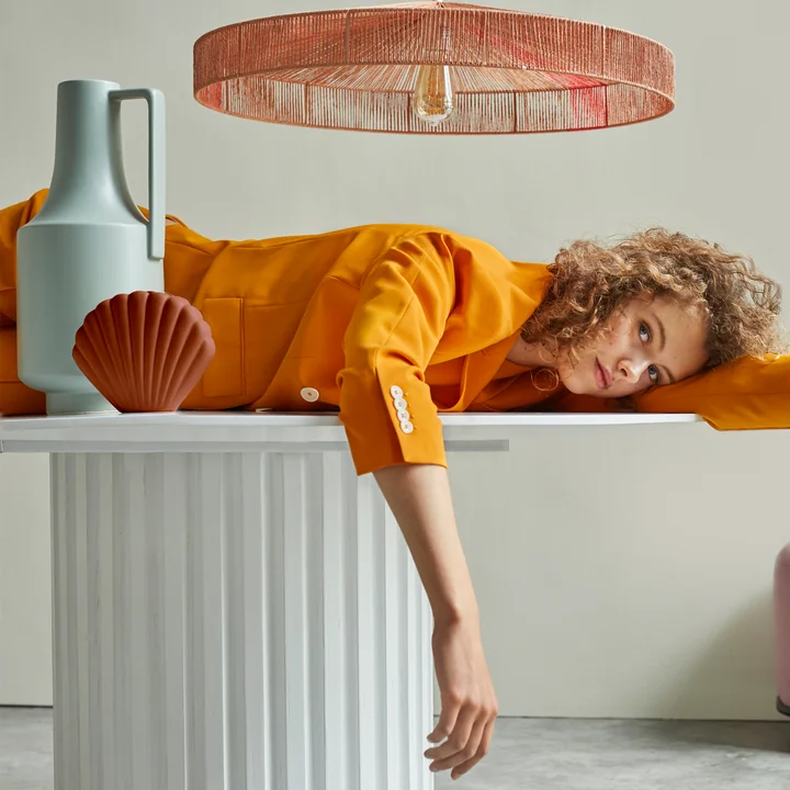 Touw hanglamp en Pillar ronde eettafel van HKliving