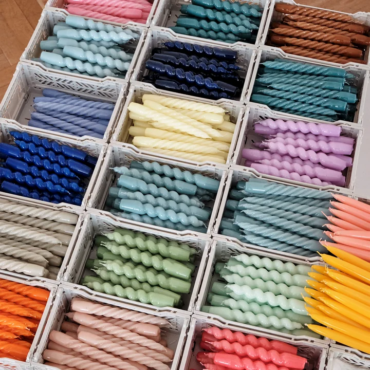 Spiral Staafkaarsen H 19 cm - Conische Staafkaarsen H 33 cm van HAY.