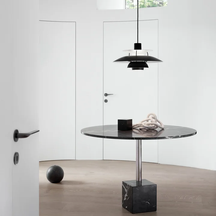 PH 5 hanglamp van Louis Poulsen .
