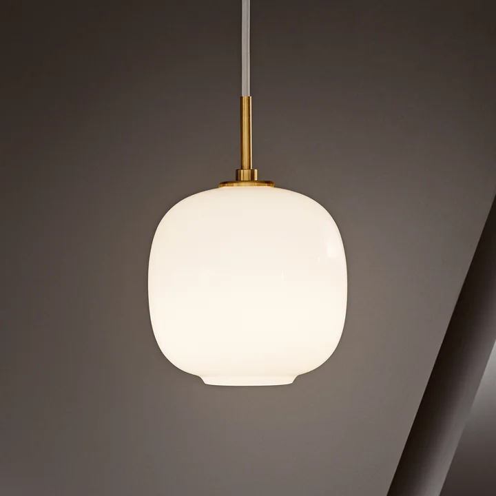 Louis Poulsen De VL45 Ratio hanglamp van gloeit aangenaam