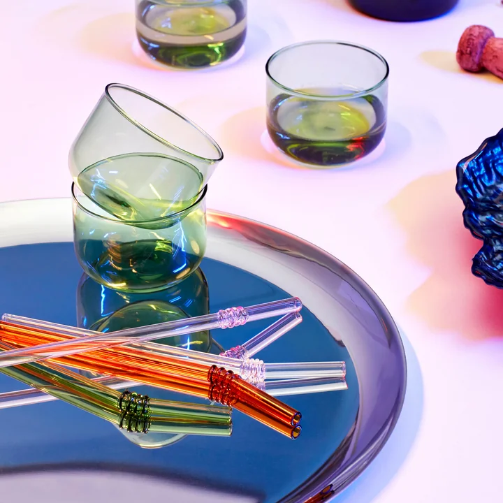 De Sip drinkrietjes en Tint drinkglazen van HAY