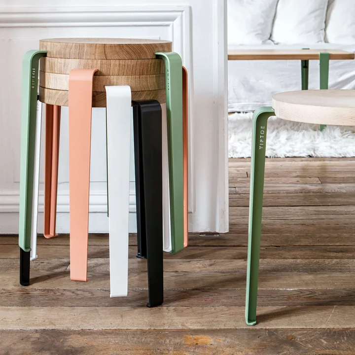 De LOU Kruk Kruk, eiken gestapeld