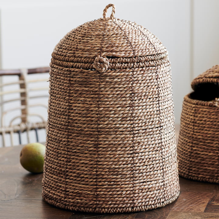 De mand met deksel, Rama, Ø 28 cm, natuur van House Doctor op de eettafel