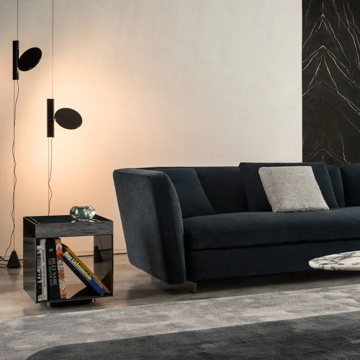 Het OK-lampje, zwart van Flos in het woongedeelte