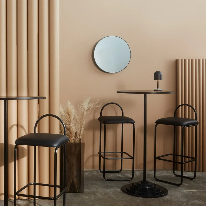 Angui barkruk van AYTM in leer zwart / zwart