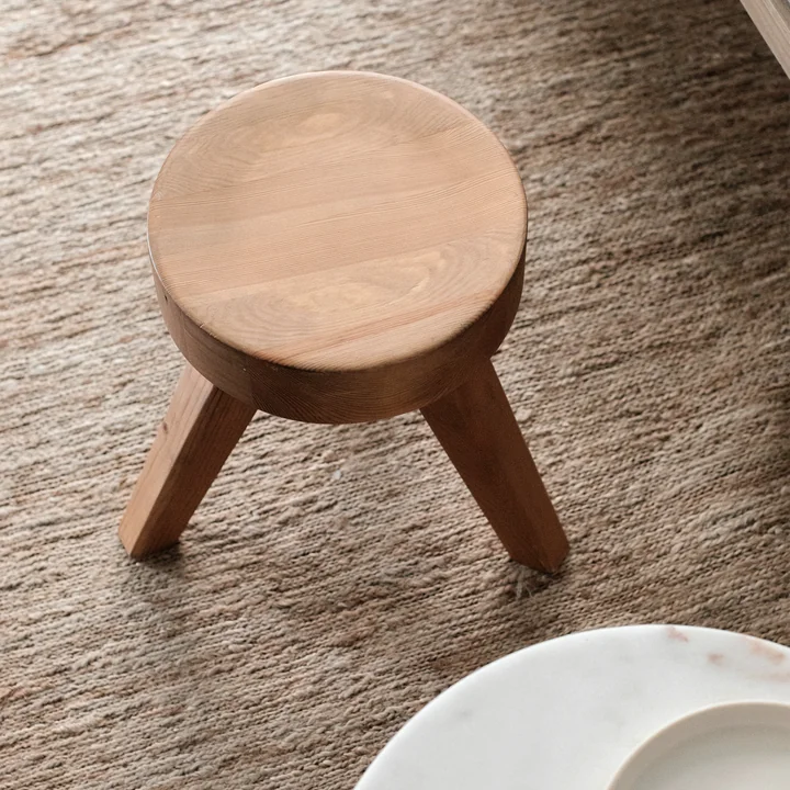 De AMl kruk in de woonkamer