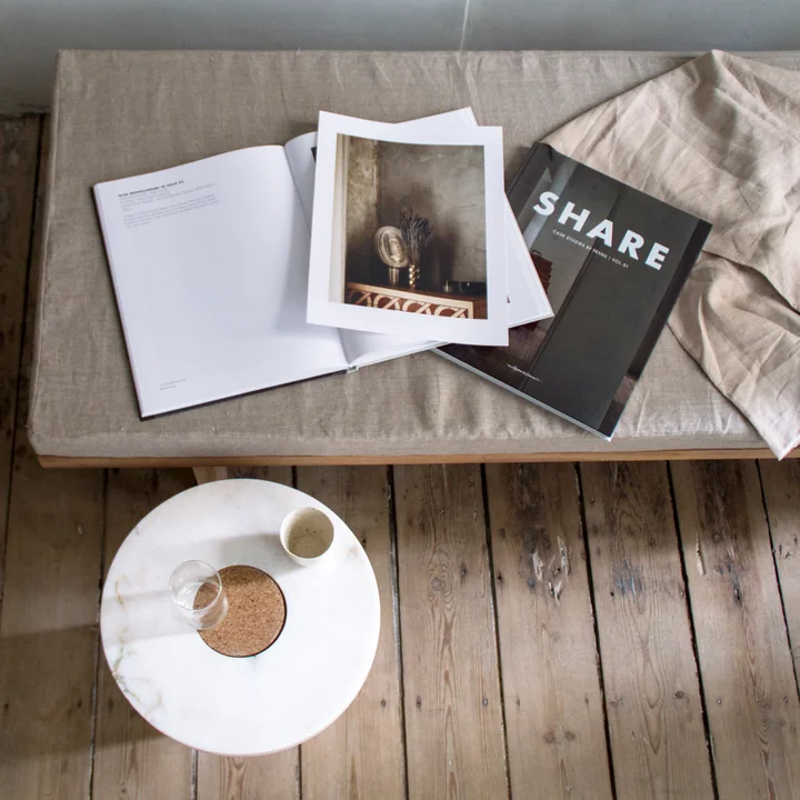 Een koffiepauze op Frama meubilair