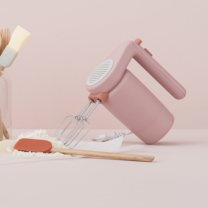 De handmixer Foodie van Rig-Tig by Stelton in lichtroze