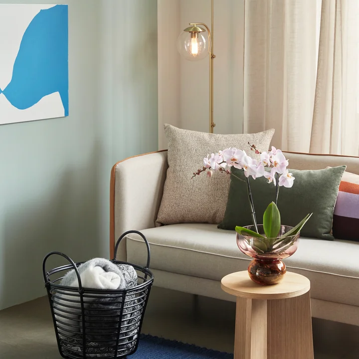 Comfort in de woonkamer met Scandinavische woninginrichting door Hübsch Interior